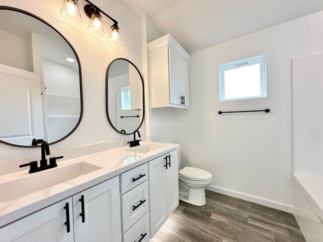 Building Photo - Coming Soon! Stunning 3 Bedroom 2.5 Bath Newer Construction in Lindale, Tx!