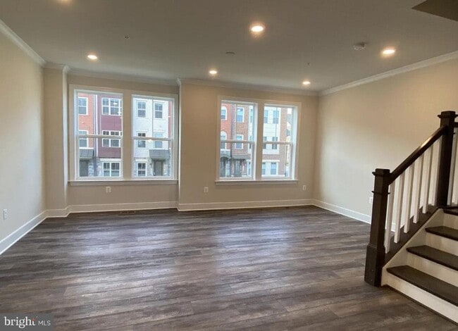 Building Photo - 136 Bleeker Pl