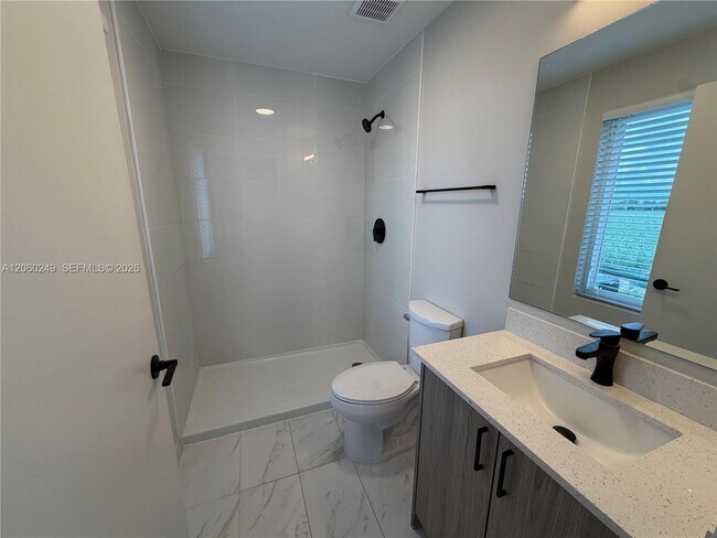 Building Photo - 25779 SW 144th Ave