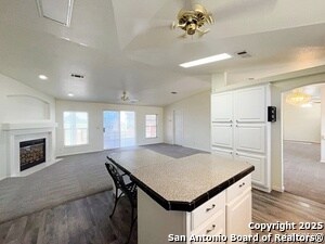 Building Photo - 9611 Hildebrandt