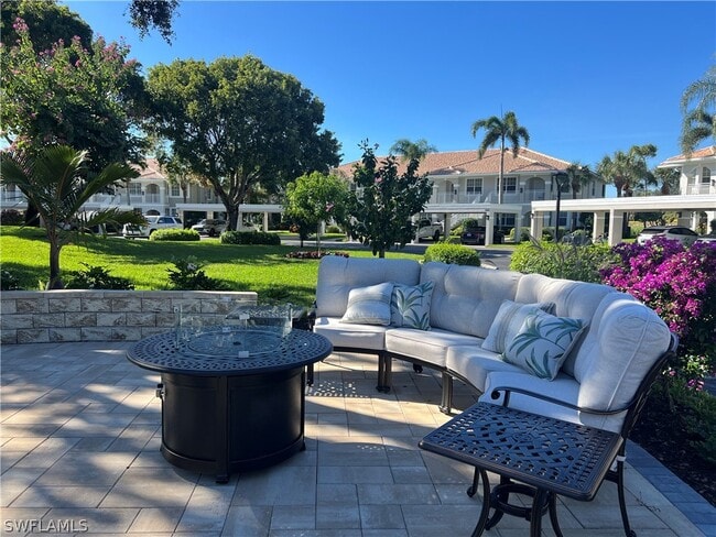 Building Photo - 2290 Carrington Ct