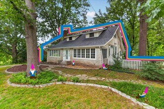 Building Photo - Storybook Home