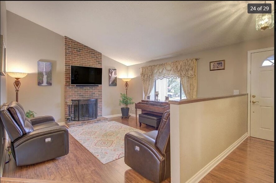 Building Photo - 7639 SW Aldrich Ct
