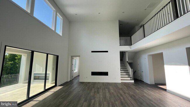 Building Photo - 24827 Yellow Poplar Pl