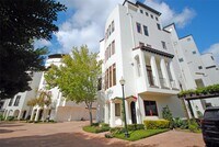 Building Photo - 302 Calle Sevilla Pl