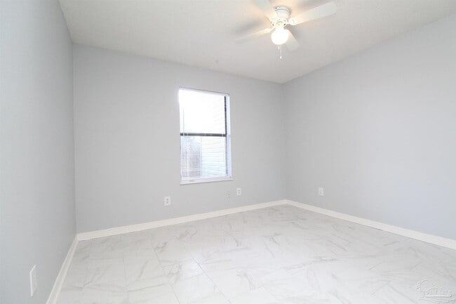 Building Photo - 7116 Pearson Rd