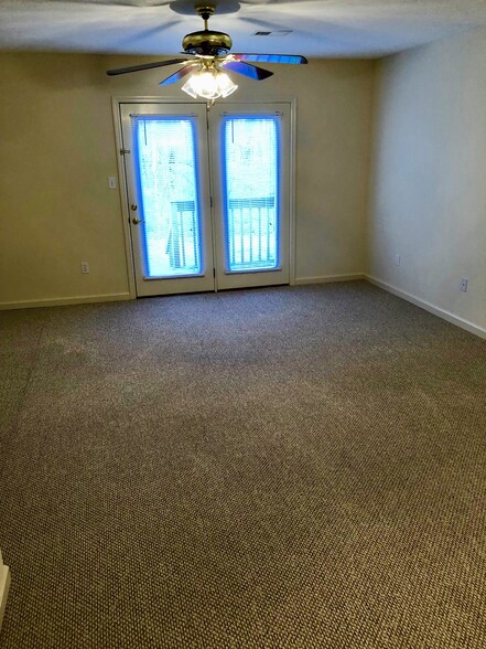 Building Photo - 1146 Northwood Loop