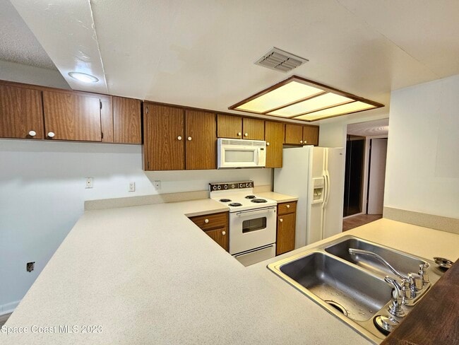 Building Photo - 8779 Cocoa Ct