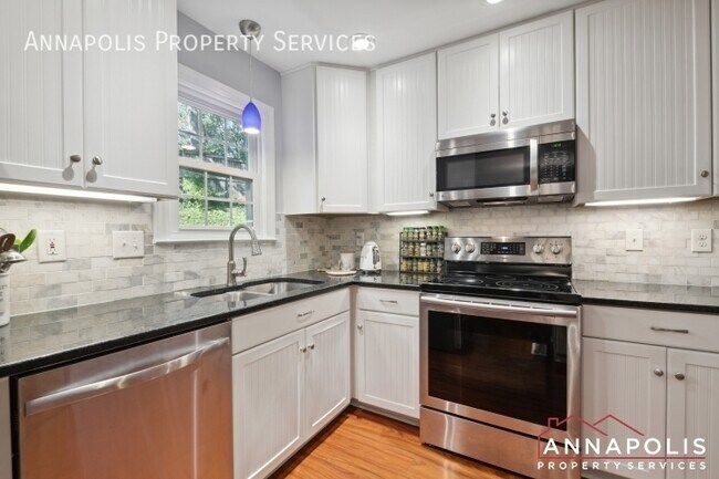 Building Photo - 364 Ellenham Ct