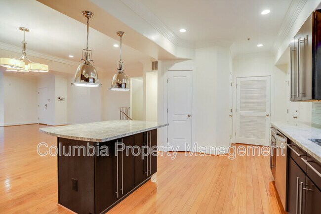 Building Photo - 442 Oakdale Pl NW