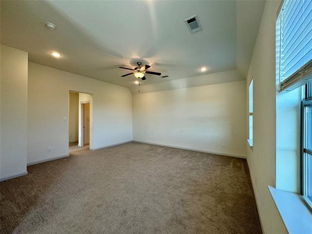 Building Photo - 1066 Fullerton Dr