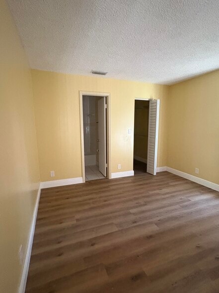 Building Photo - 1211 NW 29th Terrace