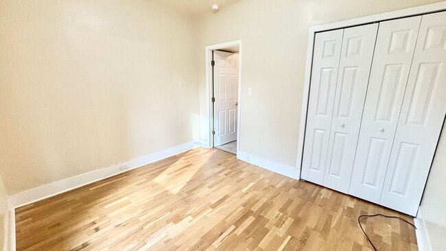 Building Photo - Character-Rich 1912 Home in North Portland – Spacious 2 Bed / 1 Bath