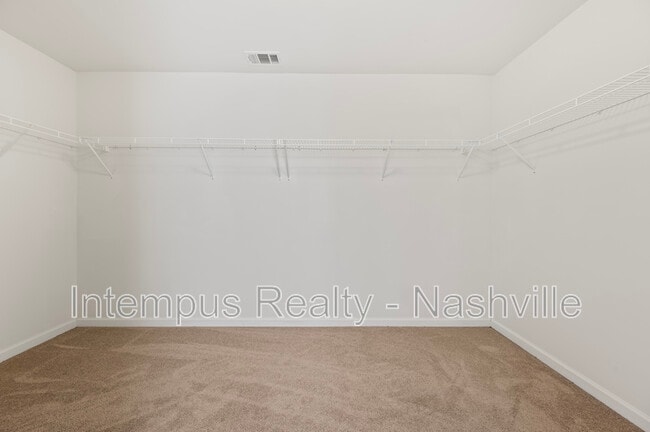 Building Photo - 2637 Miranda Dr