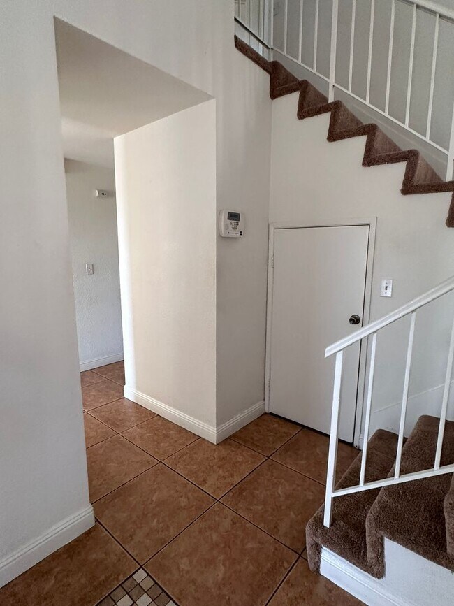 Building Photo - 3bd/2ba House (Moreno Valley)