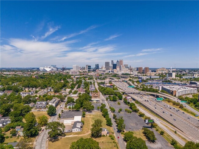 Building Photo - 250 Ormond St SW