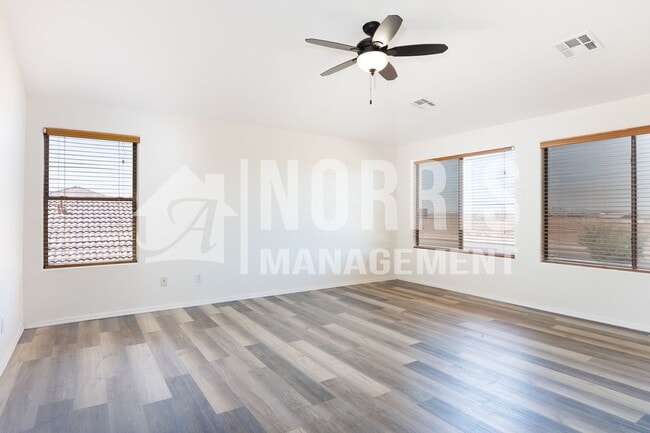 Building Photo - Beautiful Two Story Home Available Now!