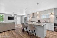 Building Photo - 1537 W Market St