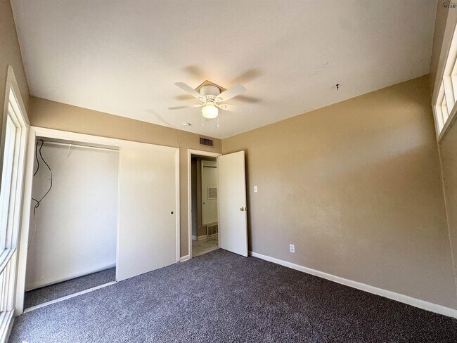 Building Photo - 4409 McCrory Ave