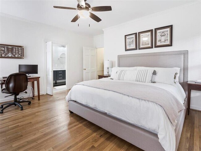 Building Photo - 1872 Wycliff Rd NW