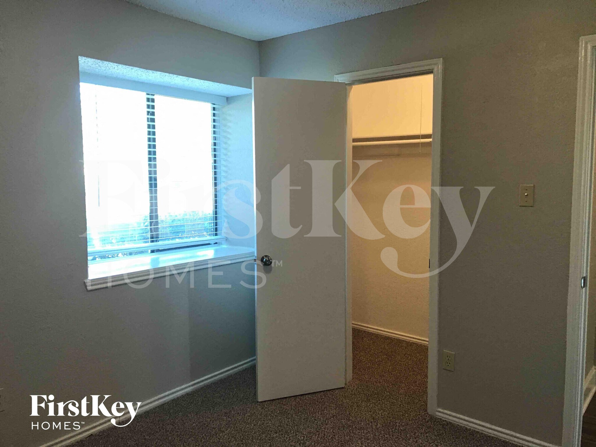 Building Photo - 1007 Creighton Ct