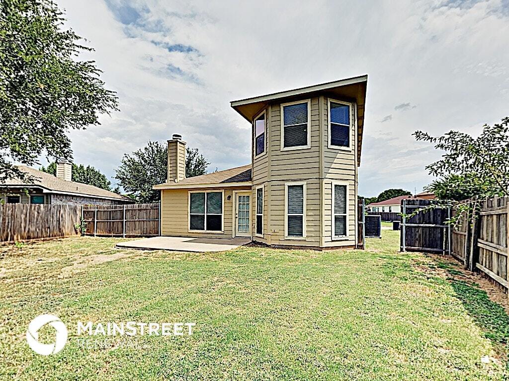 Building Photo - 1132 Sandalwood Dr