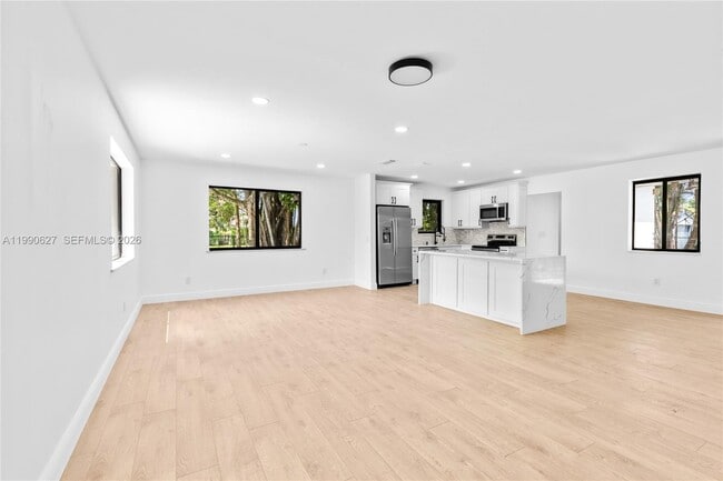 Building Photo - 14171 SW 37th Ct