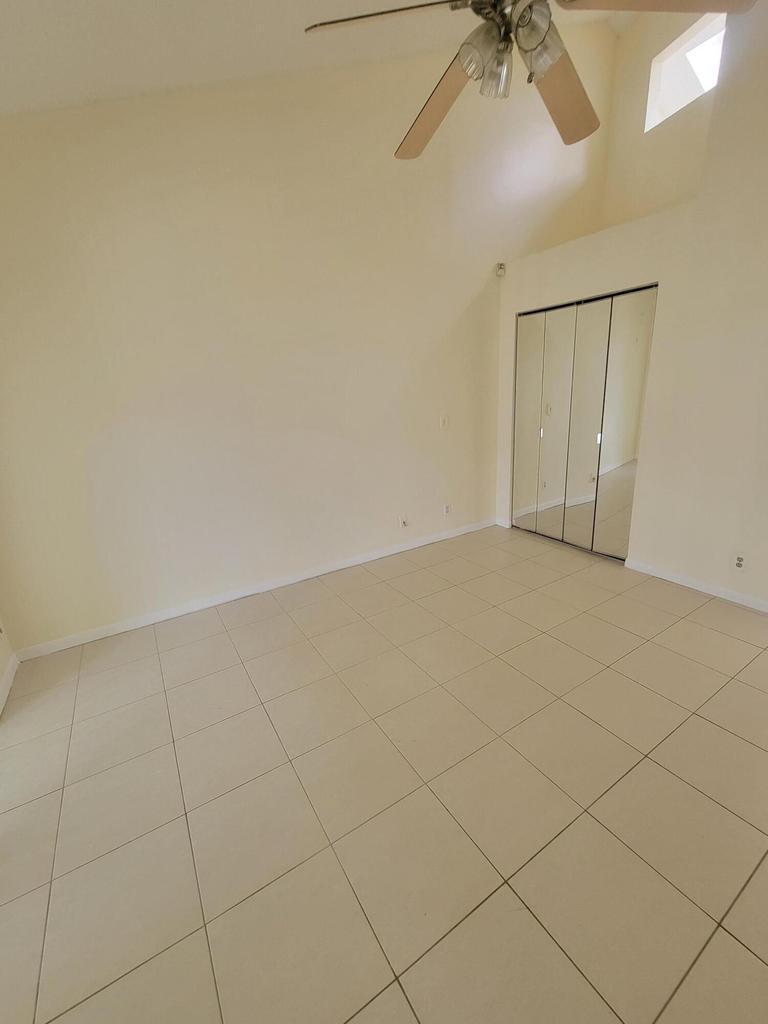 Building Photo - 2306 SW 82nd Ter