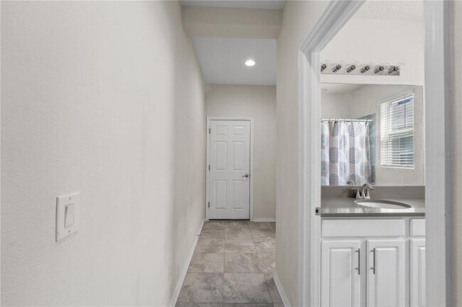 Building Photo - 3443 Sagebrush St