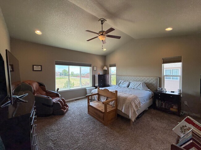 Building Photo - Immaculate 4 Bed 3 Bath Ranch Style Home With Amazing Views & 3 Car Garage in Peyton!!!