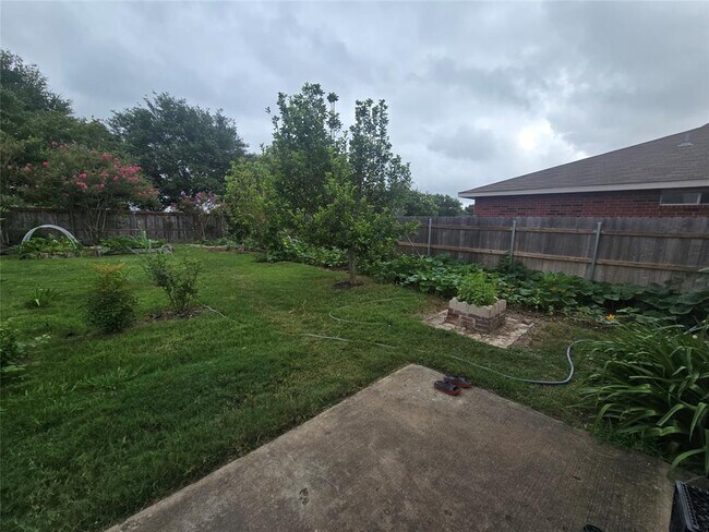 Building Photo - 203 Pheasant Trail