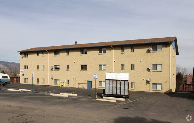 Primary Photo - Moreno Apartments