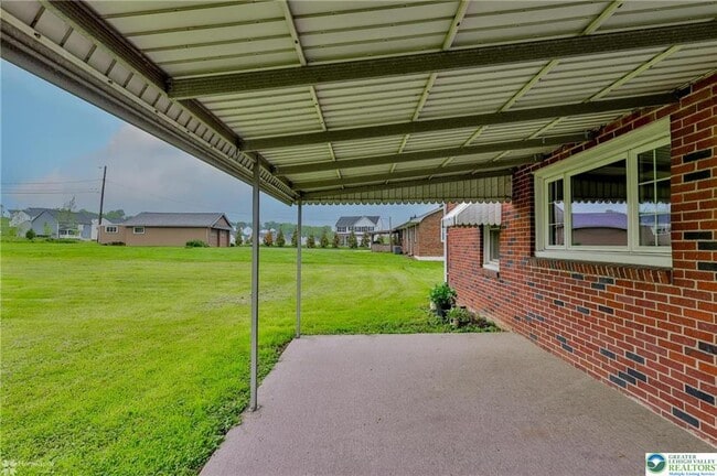 Building Photo - 8171 Moyer Rd