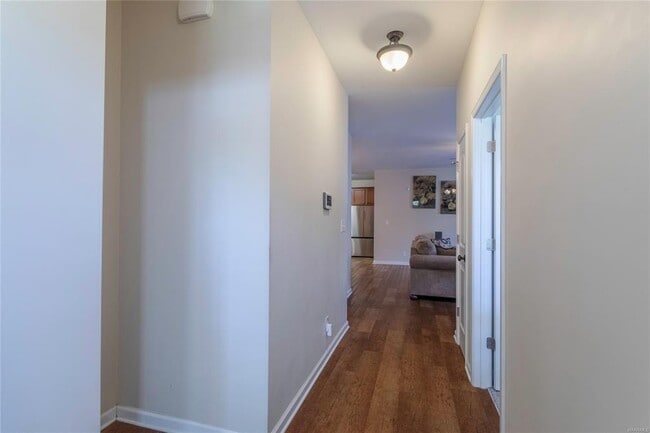 Building Photo - 3909 Brookshire Way