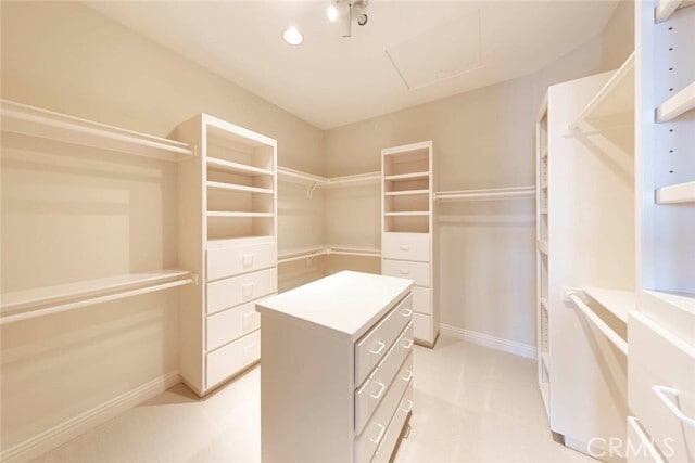 Building Photo - 12 San Remo