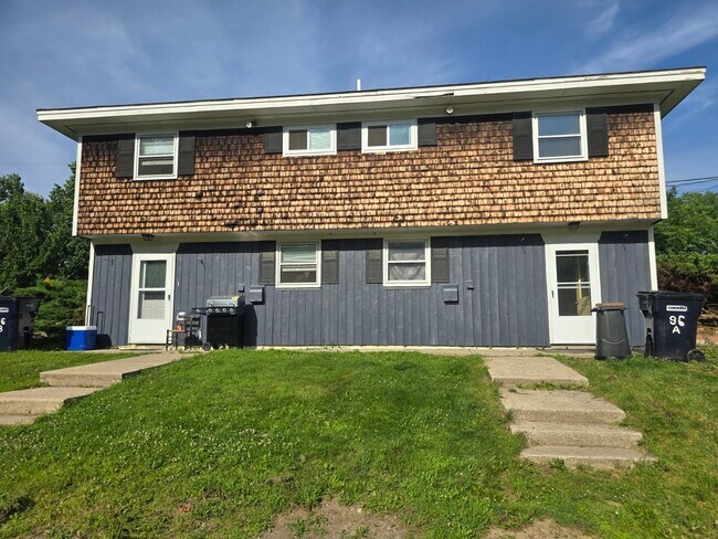 Building Photo - 96 E Broadway