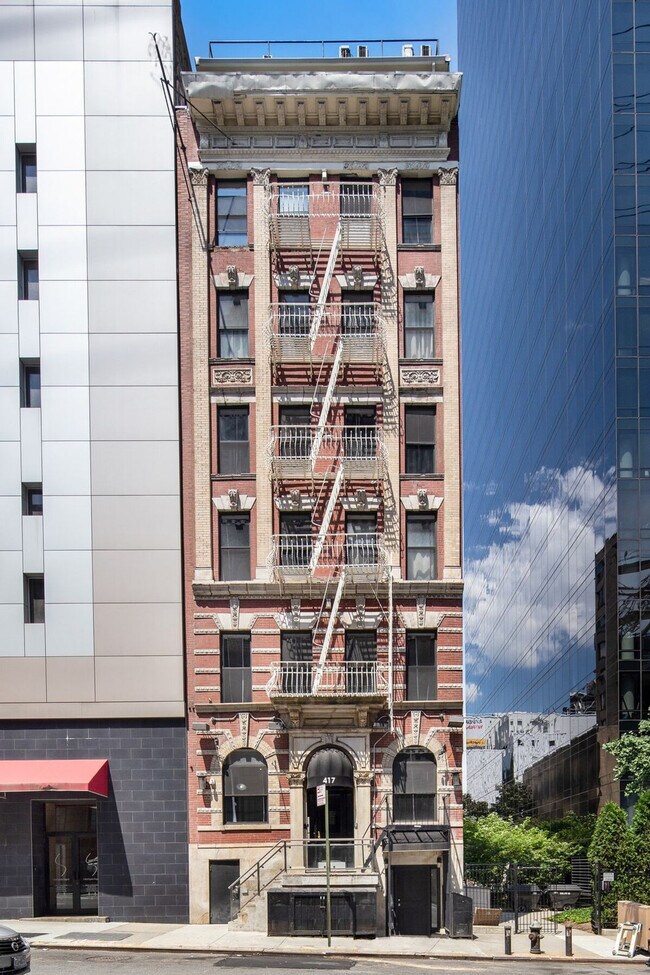 Building Photo - 417 E 61st St