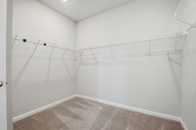 Building Photo - 3725 Hoggett Ford Rd