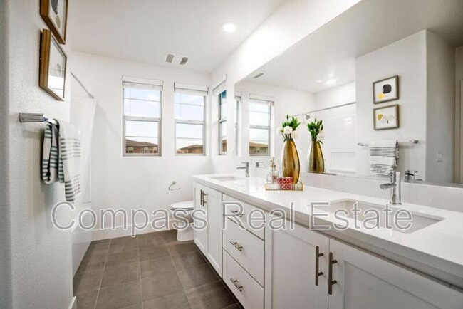 Building Photo - 5720 Greige Cir