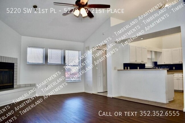 Building Photo - 5220 SW 21st Pl