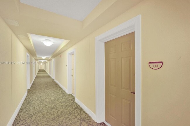 Building Photo - 2501 S Ocean Dr