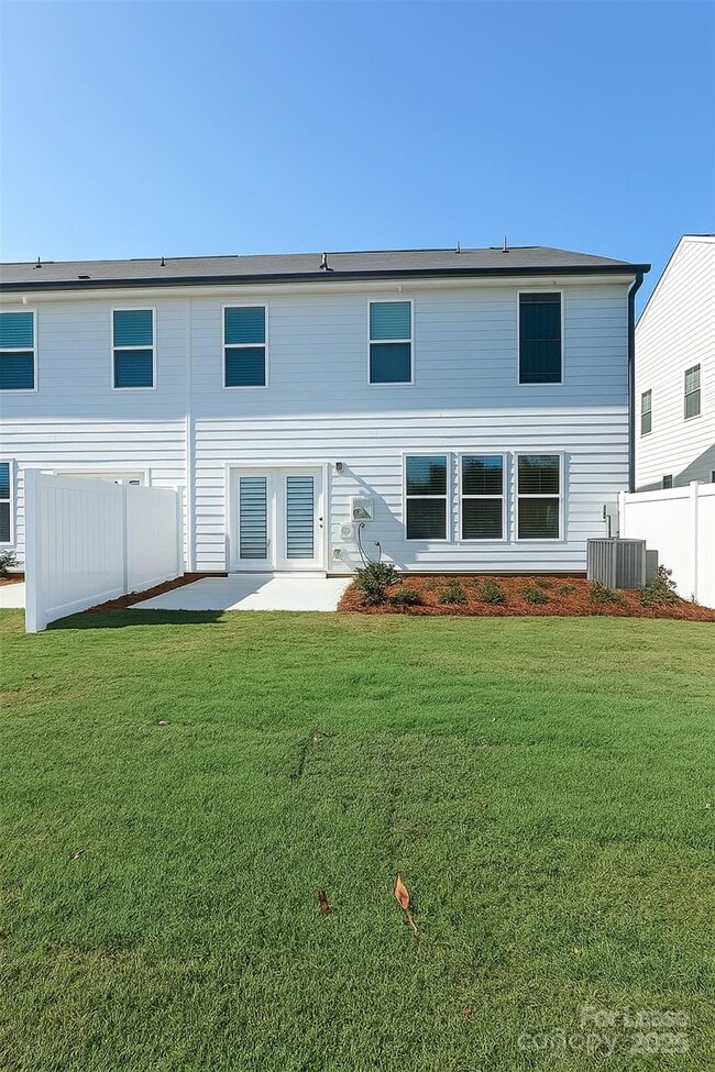 Building Photo - 17014 Patron Dr