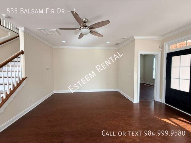 Building Photo - 535 Balsam Fir Dr