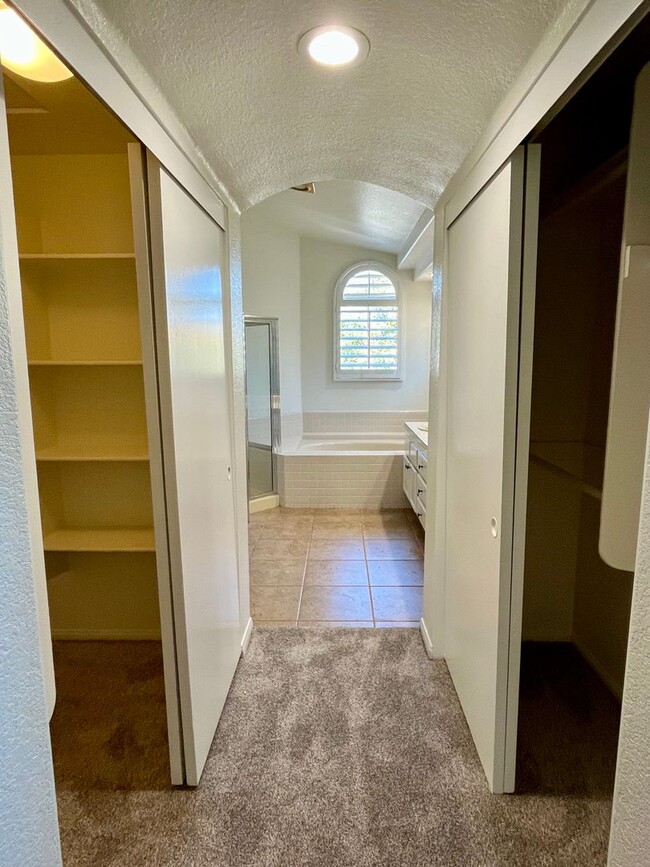 Building Photo - 4 Bedroom 3 Bath  Rancho Del Rey -Chula Vista