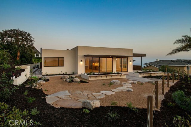 Building Photo - 26932 Via La Mirada