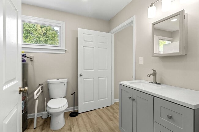 Building Photo - Newly Remodeled 3-Bedroom Home in Town of Blackstone!