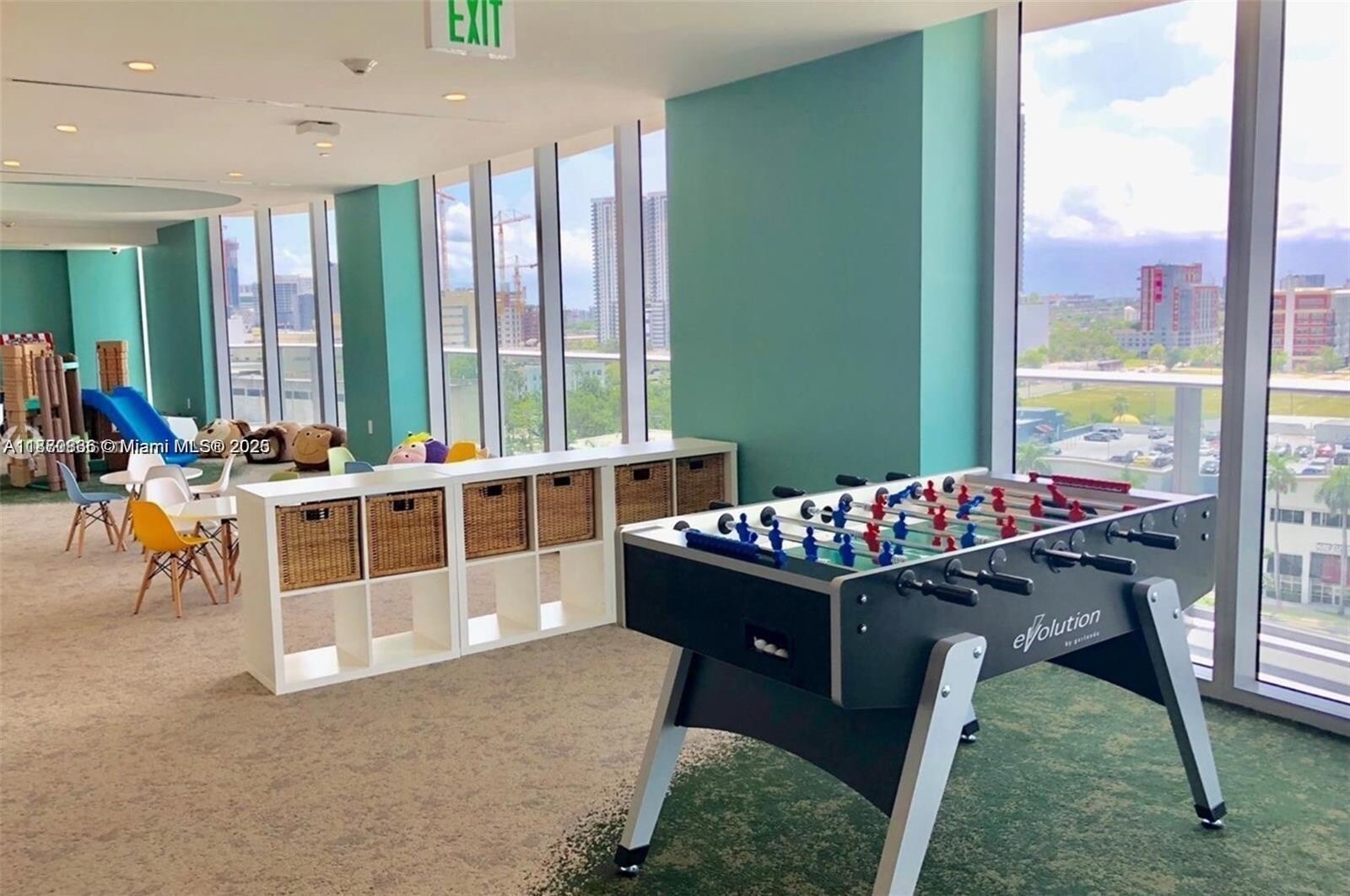 Building Photo - 488 NE 18th St