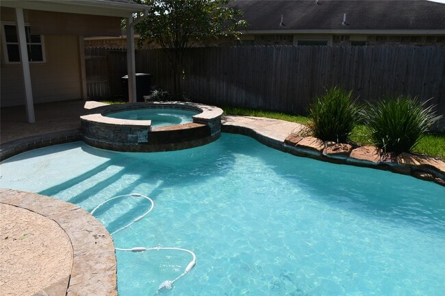 Building Photo - 18118 Cypress Valley Ln