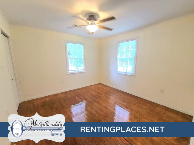 Building Photo - 1209 Holden St