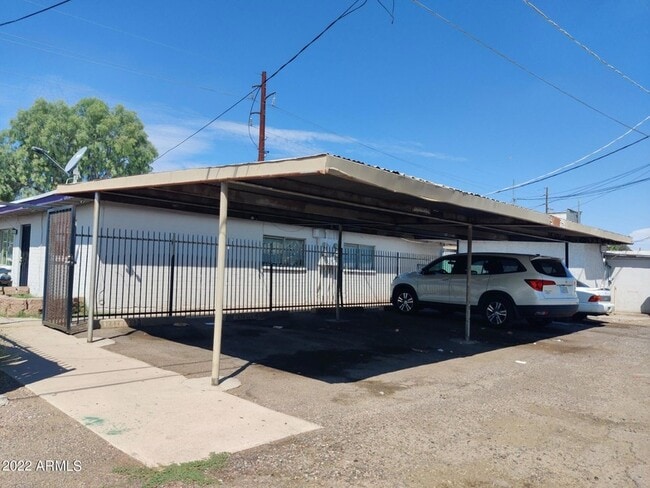 Building Photo - 4829 N 37th Ave